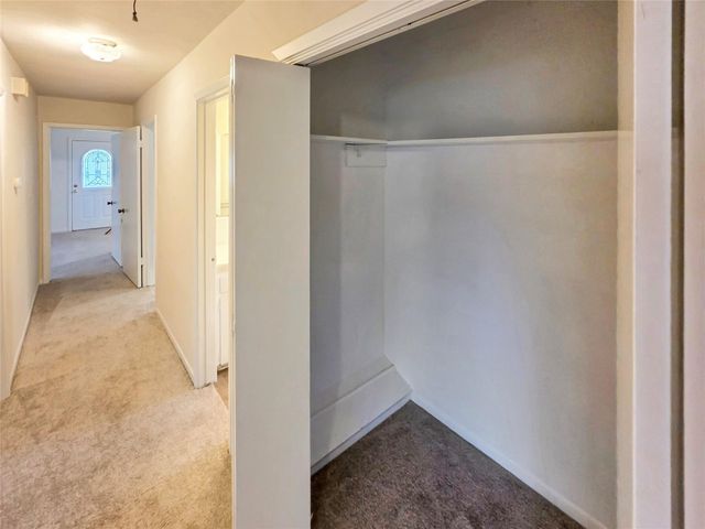 109 Poppy Street, Lake Jackson, TX 77566