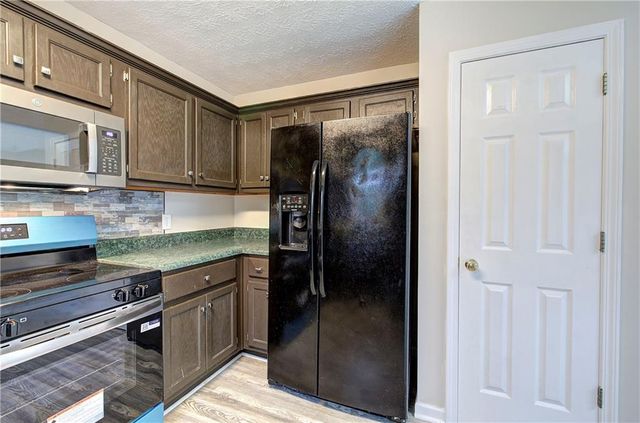 258 Hunters Crossing SE, Calhoun, GA 30701