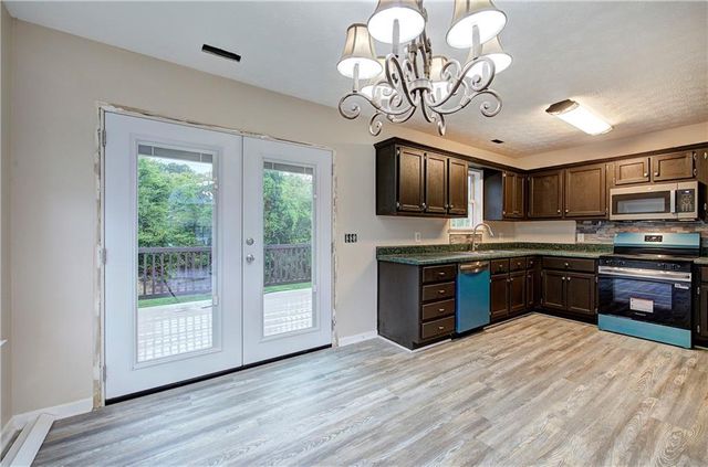 258 Hunters Crossing SE, Calhoun, GA 30701