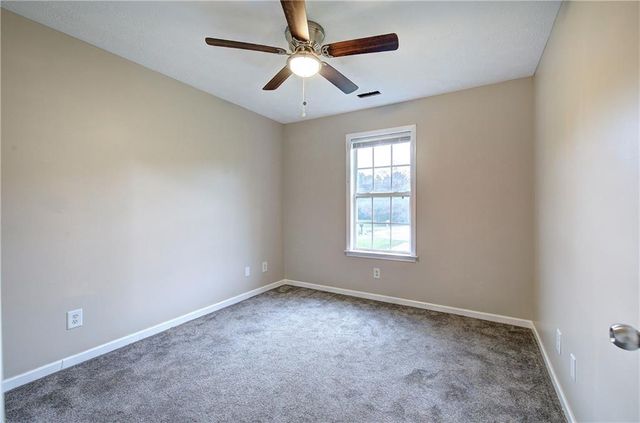 258 Hunters Crossing SE, Calhoun, GA 30701