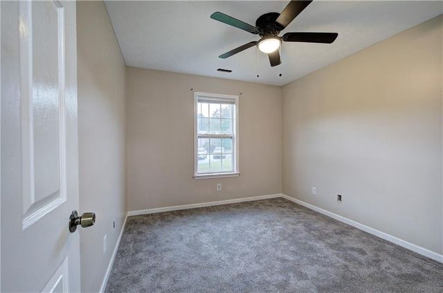 258 Hunters Crossing SE, Calhoun, GA 30701