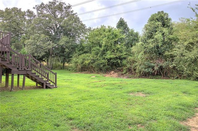 258 Hunters Crossing SE, Calhoun, GA 30701