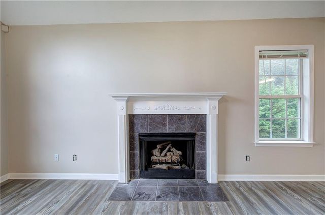 258 Hunters Crossing SE, Calhoun, GA 30701
