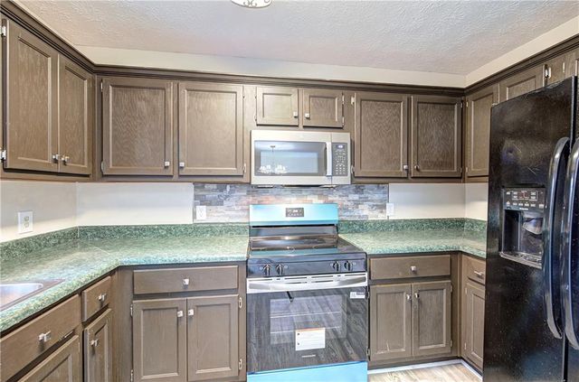 258 Hunters Crossing SE, Calhoun, GA 30701