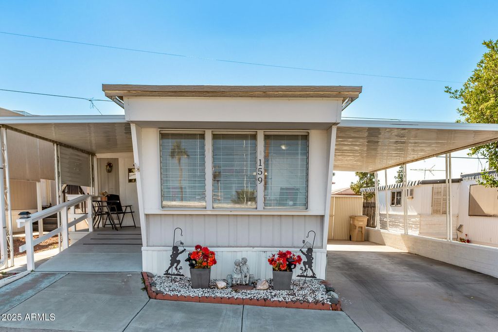 10401 N CAVE CREEK Road 159, Phoenix, AZ 85020