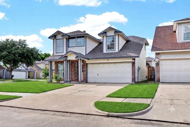15014 Middle Oaks Boulevard, Houston, TX 77082
