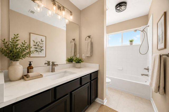 15014 Middle Oaks Boulevard, Houston, TX 77082