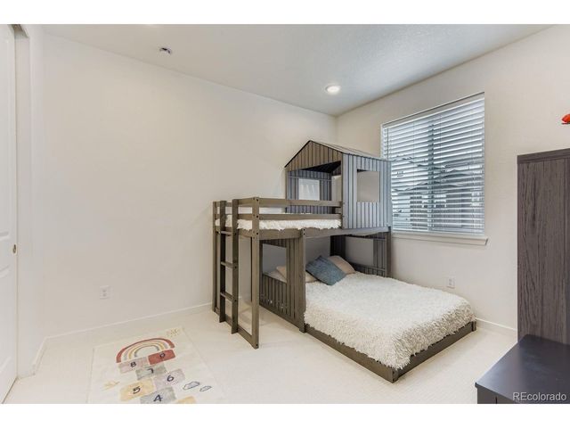 8641 Middle Fork St, Littleton, CO 80125