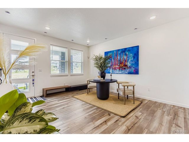 8641 Middle Fork St, Littleton, CO 80125