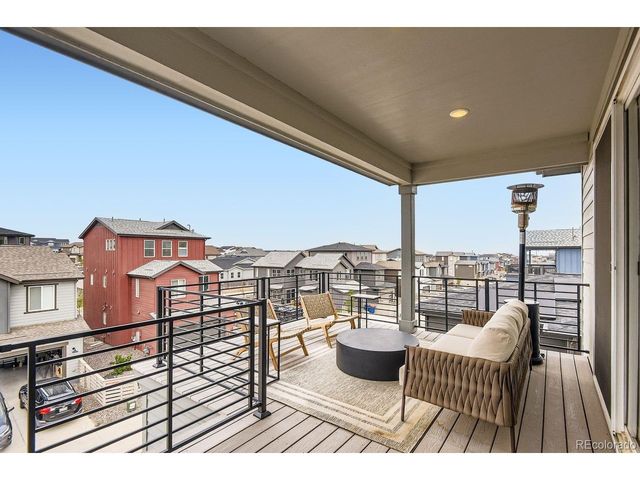 8641 Middle Fork St, Littleton, CO 80125