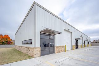 236 Chisholm Trail Way 302, Mustang, OK 73064