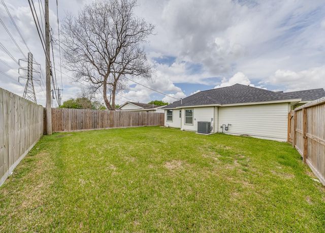 7954 Glen Vista Street, Houston, TX 77061