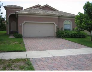 5552 Spanish River Road, Fort Pierce, FL 34951