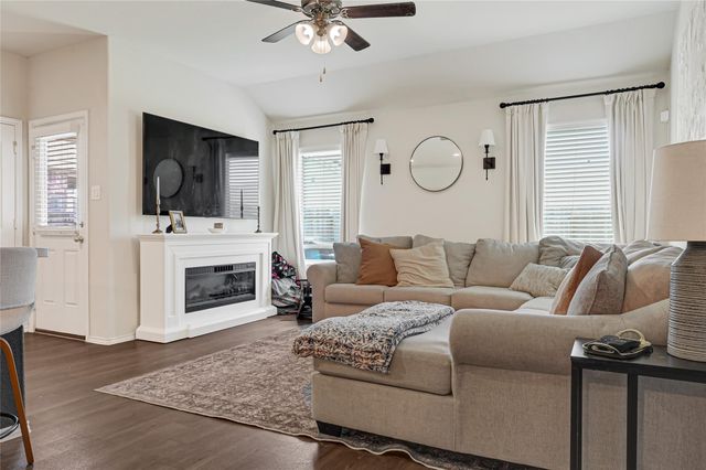 15426 Sicomoro Viejo Street, Channelview, TX 77530