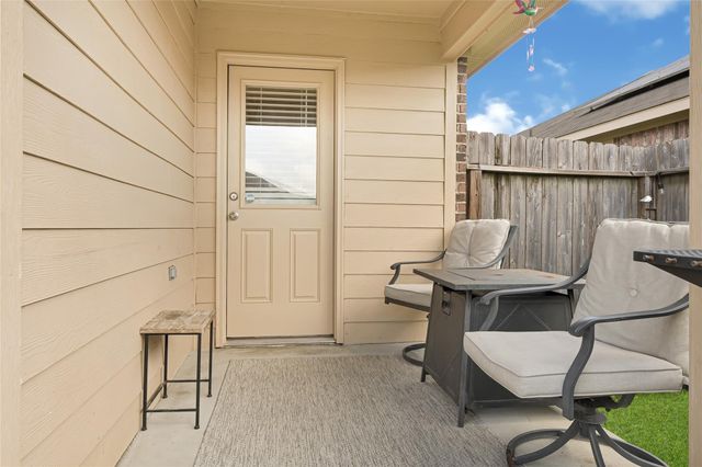 15426 Sicomoro Viejo Street, Channelview, TX 77530