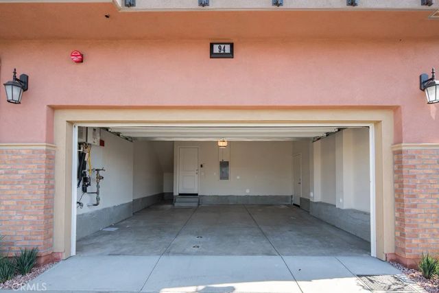 422 W Route 66 94, Glendora, CA 91740