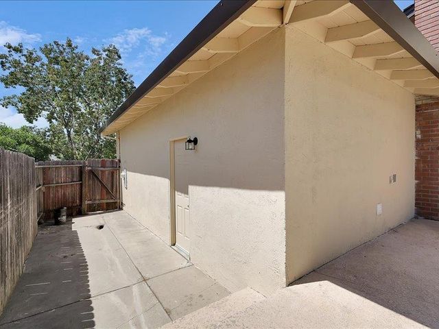 5274 Heritage Drive, Carmichael, CA 95608