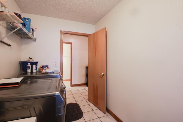 8142 Bellow Park Drive, Reynoldsburg, OH 43068