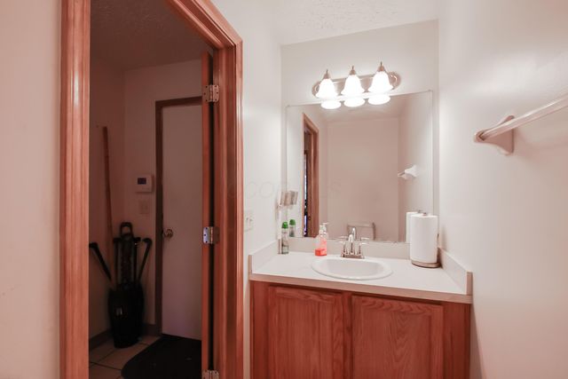 8142 Bellow Park Drive, Reynoldsburg, OH 43068