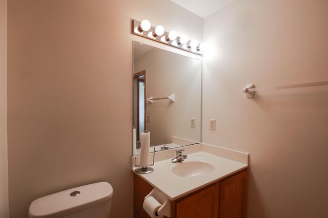 8142 Bellow Park Drive, Reynoldsburg, OH 43068