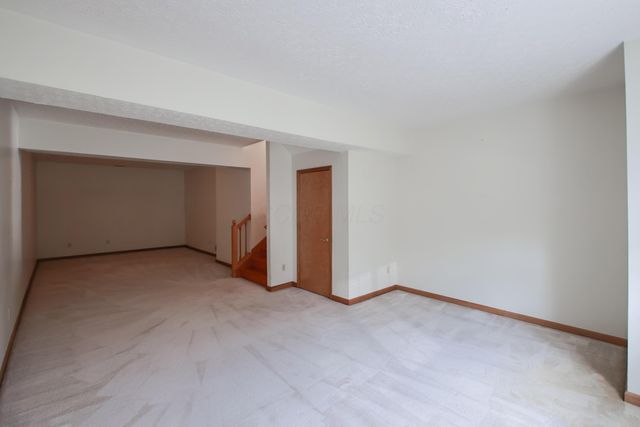 8142 Bellow Park Drive, Reynoldsburg, OH 43068