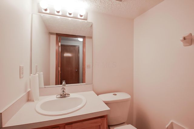8142 Bellow Park Drive, Reynoldsburg, OH 43068