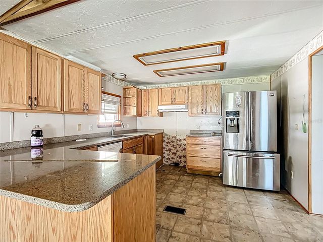 5815 RED FOX DRIVE, Winter Haven, FL 33884