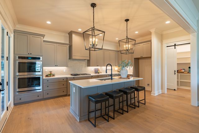 7209 Denton Drive, Christiana, TN 37037