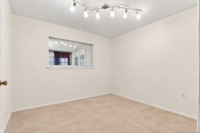 7952 Splintered Oak, Live Oak, TX 78233
