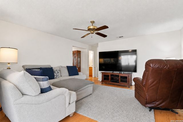 7952 Splintered Oak, Live Oak, TX 78233