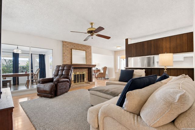 7952 Splintered Oak, Live Oak, TX 78233