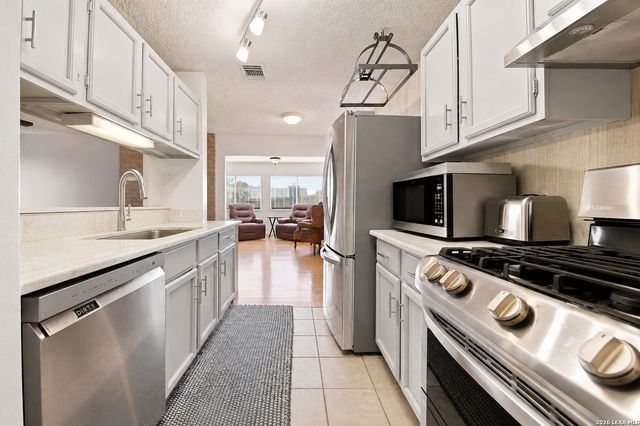 7952 Splintered Oak, Live Oak, TX 78233