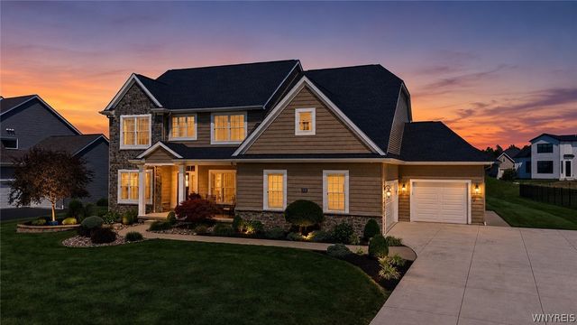 5345 Glenview Drive, Clarence, NY 14031