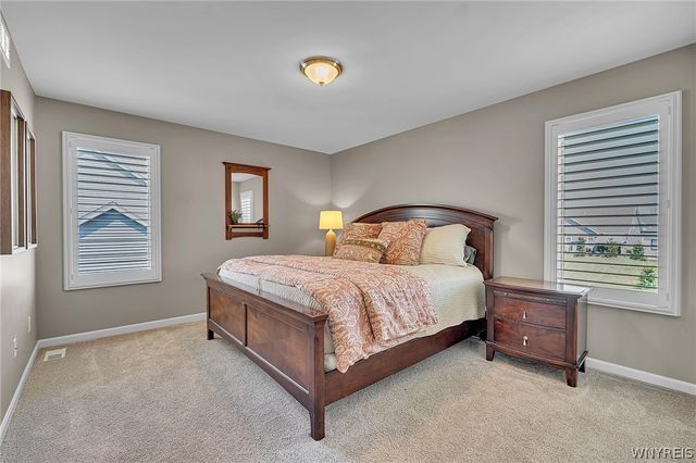 5345 Glenview Drive, Clarence, NY 14031