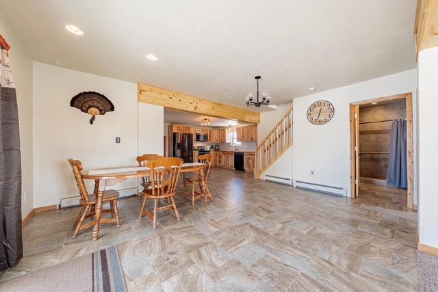 W9356 STATE ROAD 76, New London, WI 54961