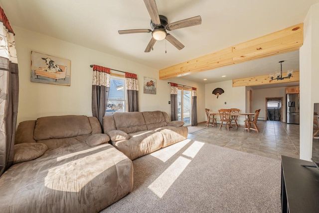 W9356 STATE ROAD 76, New London, WI 54961