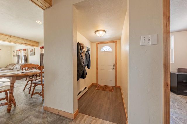 W9356 STATE ROAD 76, New London, WI 54961