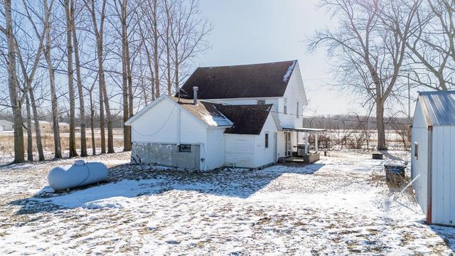 W9356 STATE ROAD 76, New London, WI 54961