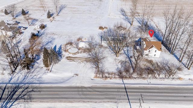 W9356 STATE ROAD 76, New London, WI 54961