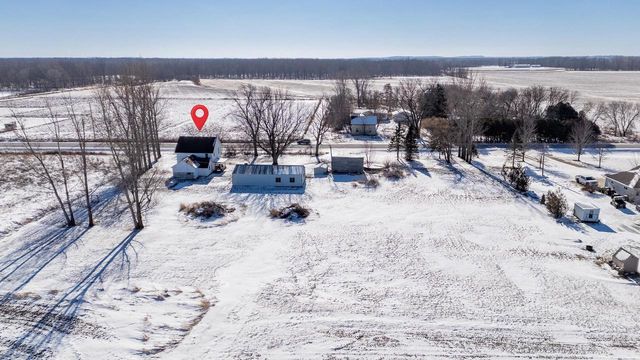 W9356 STATE ROAD 76, New London, WI 54961