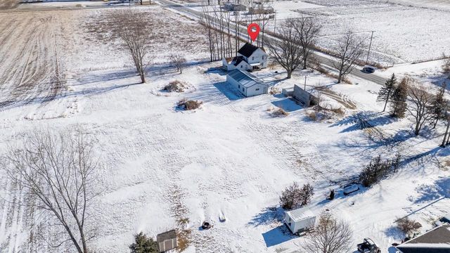 W9356 STATE ROAD 76, New London, WI 54961