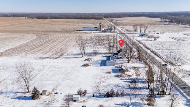 W9356 STATE ROAD 76, New London, WI 54961