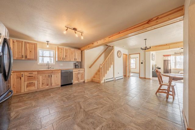 W9356 STATE ROAD 76, New London, WI 54961