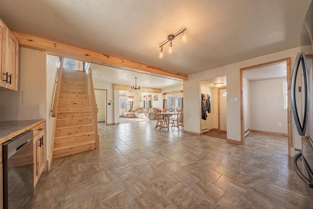 W9356 STATE ROAD 76, New London, WI 54961