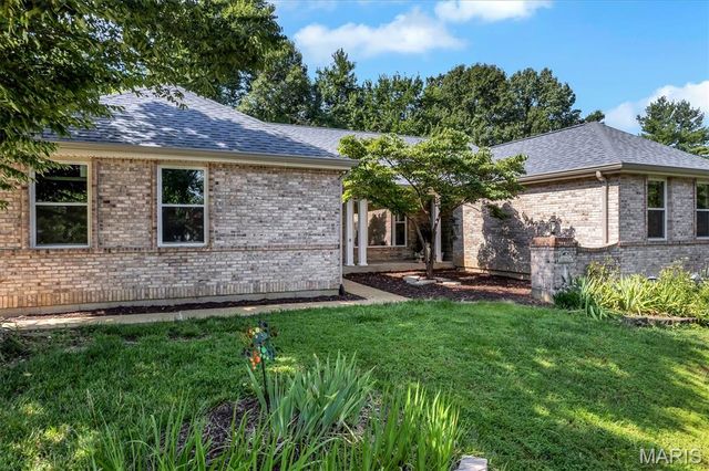 16426 Prestwick Place Lane, Wildwood, MO 63011