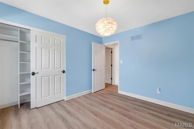 16426 Prestwick Place Lane, Wildwood, MO 63011