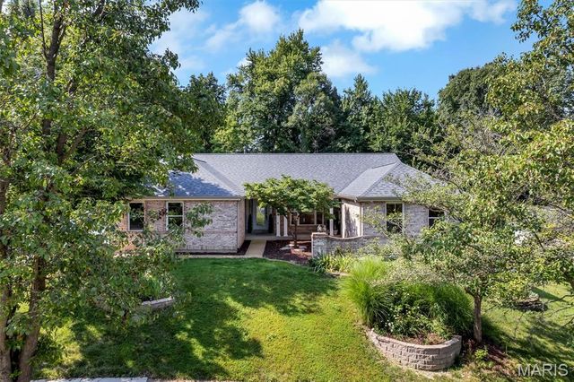 16426 Prestwick Place Lane, Wildwood, MO 63011