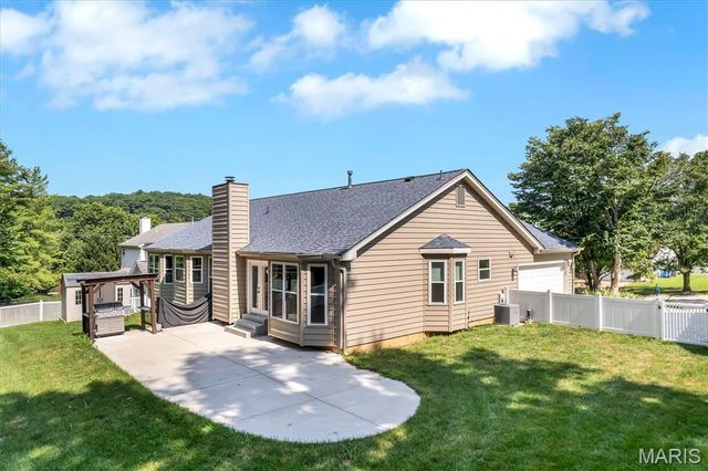 16426 Prestwick Place Lane, Wildwood, MO 63011
