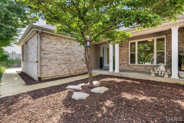 16426 Prestwick Place Lane, Wildwood, MO 63011
