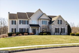 2423 APRIL DR, Jamison, PA 18929